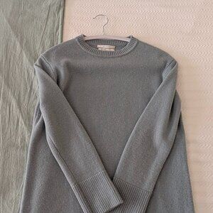 Nordstrom Signature 100% Cashmere sweater